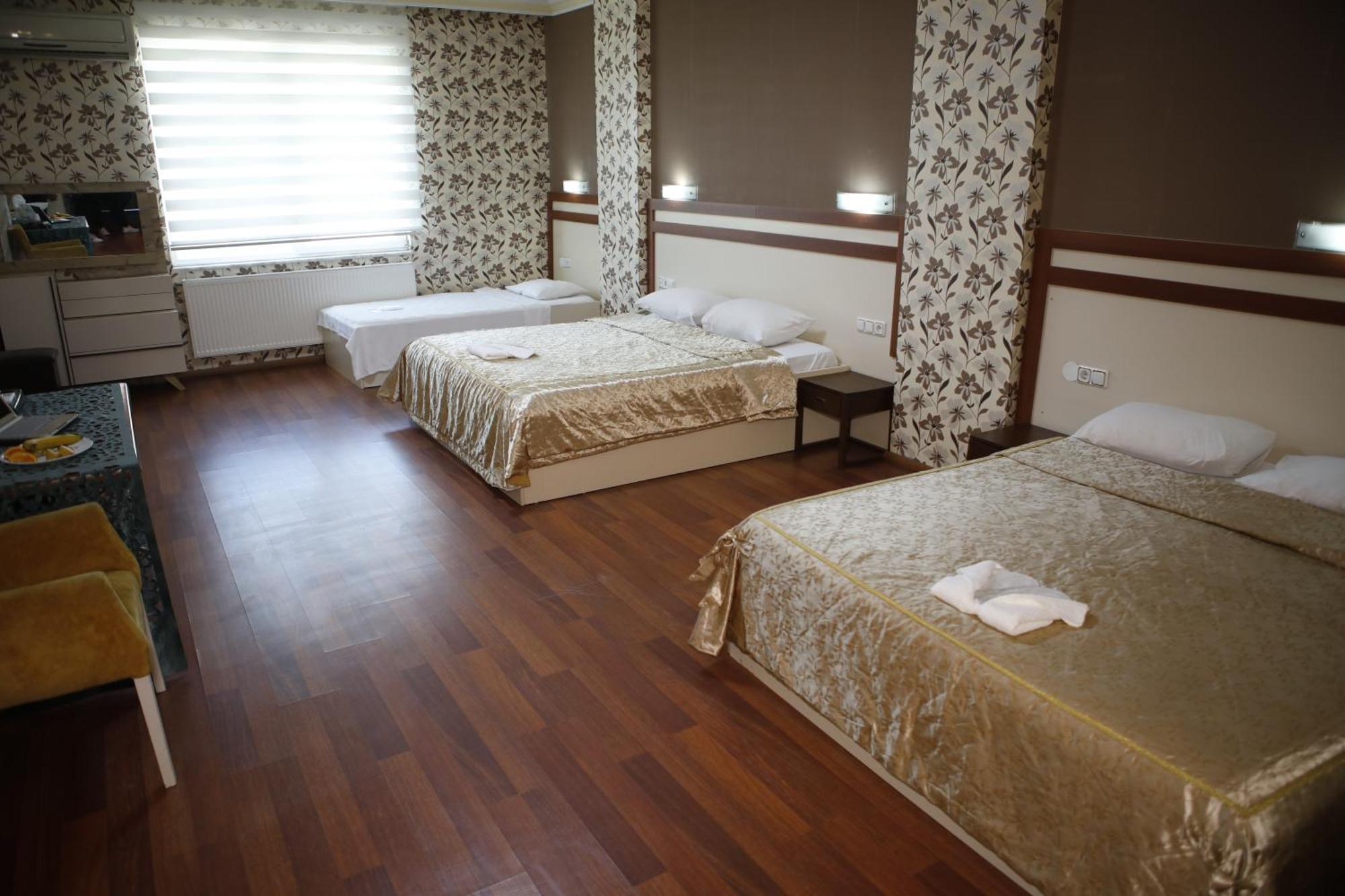 Safir Hotels Silivri Exteriör bild