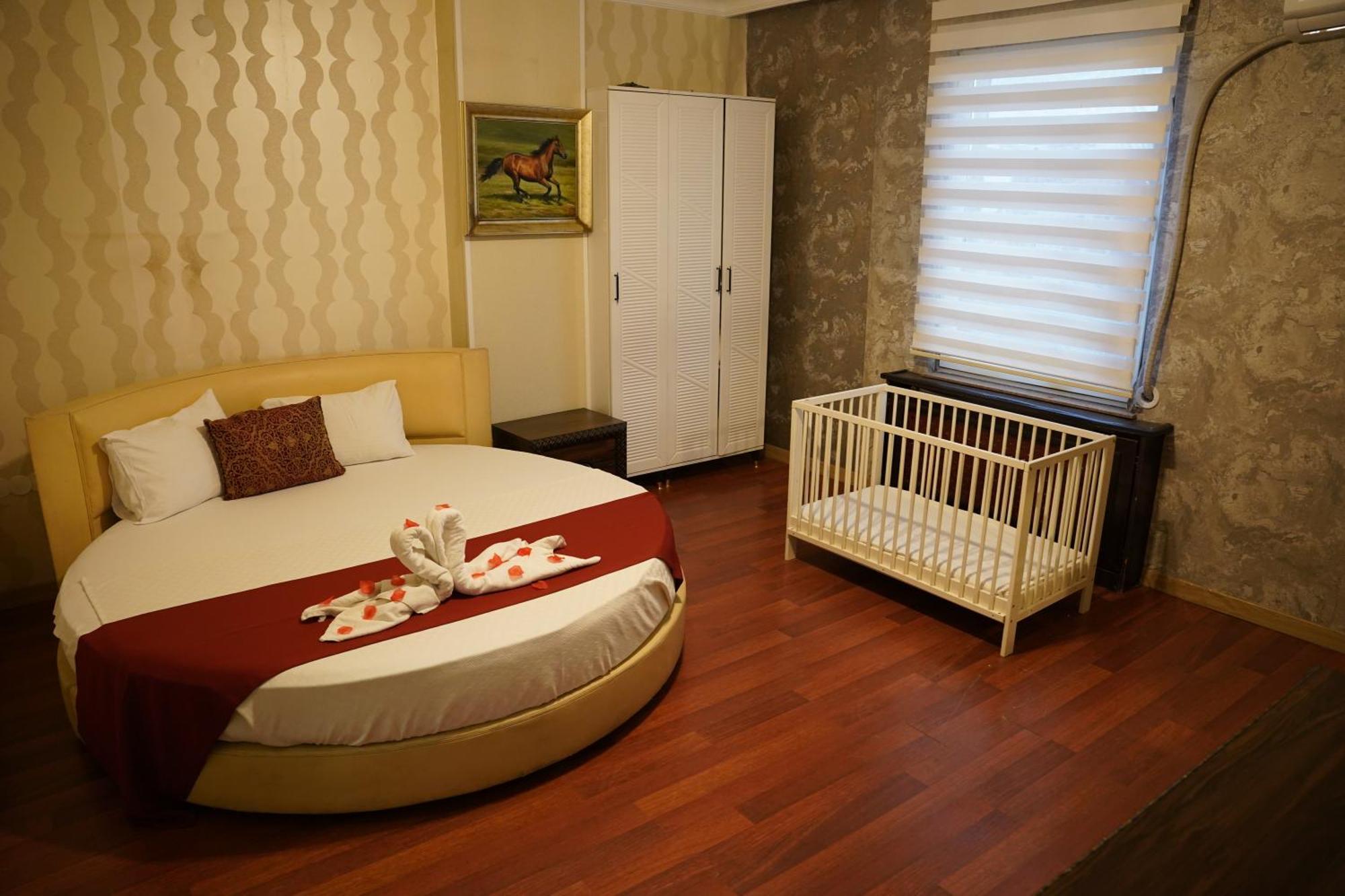 Safir Hotels Silivri Exteriör bild